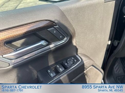 Used 2023 Chevrolet Silverado 1500 LT AWD/4WD image 13