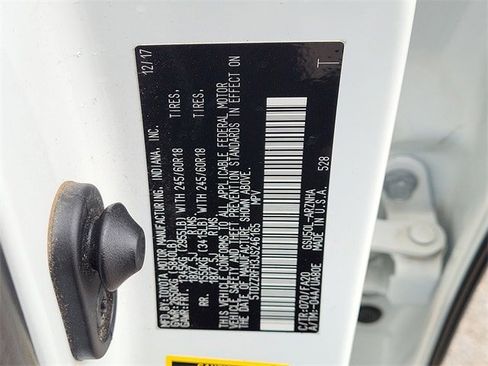 Used 2018 Toyota Highlander Plus image 33