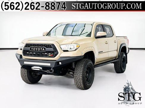 Used 2016 Toyota Tacoma TRD Off-Road w/ Towing Package AWD/4WD image 1