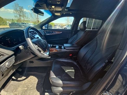 Used 2019 Lincoln Nautilus Reserve w/ Cargo Utility Package AWD/4WD image 4