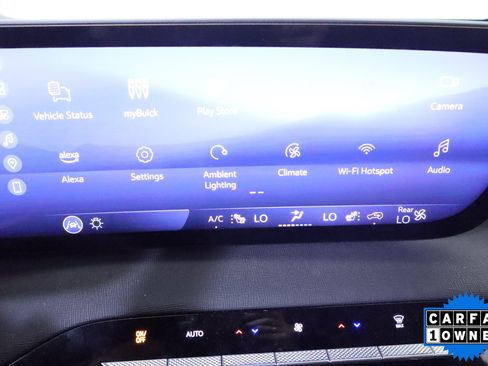 Used 2025 Buick Enclave Preferred FWD image 24
