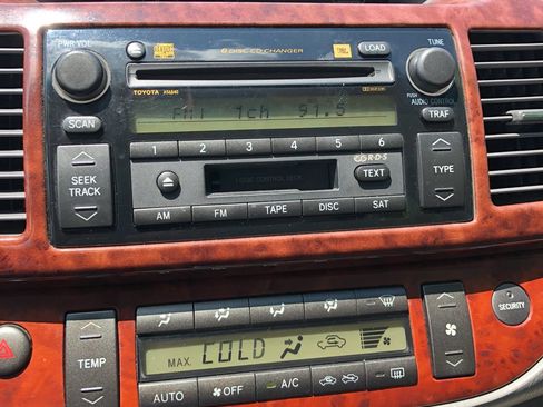 Used 2006 Toyota Camry XLE FWD image 20