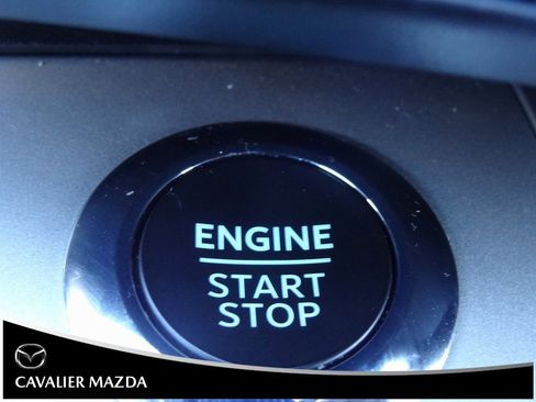 Used 2023 Ford Explorer XLT w/ Equipment Group 202A image 28