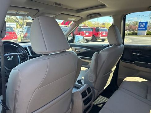 Used 2019 Honda Ridgeline RTL image 21