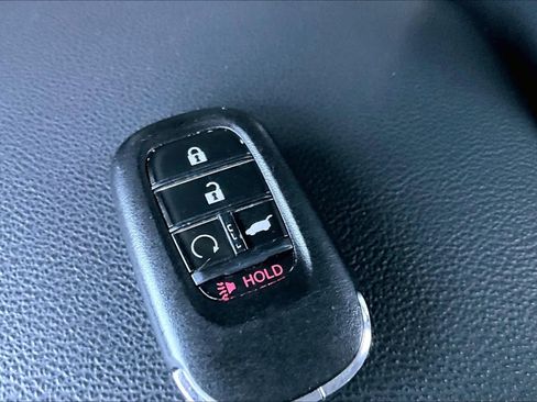 Used 2025 Honda CR-V Sport-L image 14