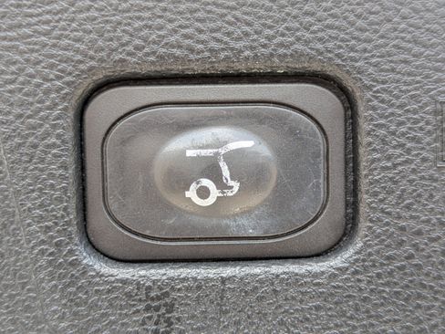 Used 2019 Ford Edge ST w/ Equipment Group 401A image 14