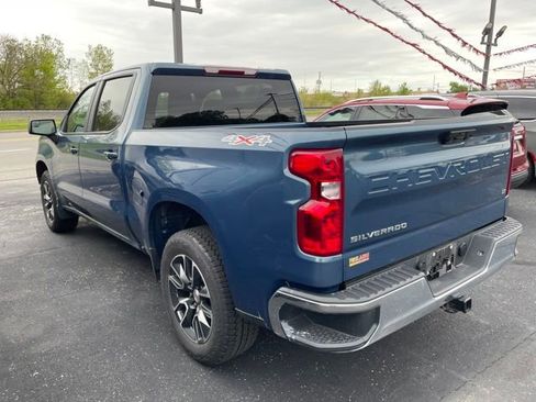 Used 2024 Chevrolet Silverado 1500 LT AWD/4WD image 5