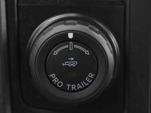 Used 2024 Ford F150 XLT w/ Mobile Office Package image 31