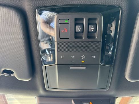 New 2026 Mitsubishi Outlander AWD image 23