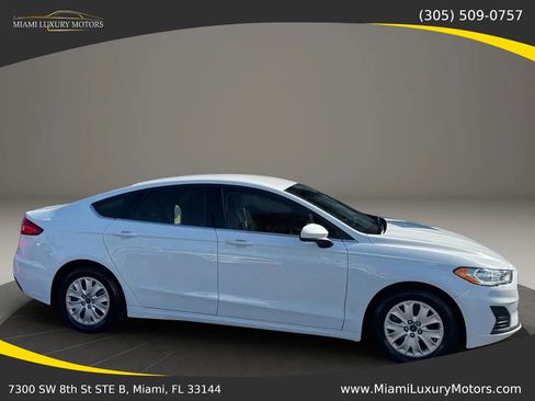 Used 2019 Ford Fusion S image 1