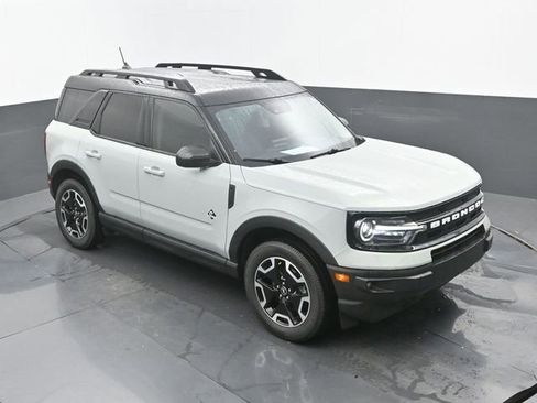 Used 2022 Ford Bronco Sport Outer Banks w/ Tech Package image 30