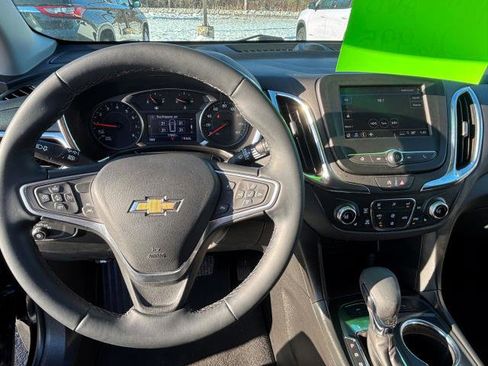 Used 2023 Chevrolet Equinox LT image 8