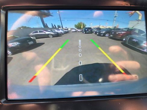 Used 2017 Jeep Compass Latitude w/ Popular Equipment Group AWD/4WD image 18