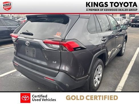 Used 2023 Toyota RAV4 LE FWD image 7