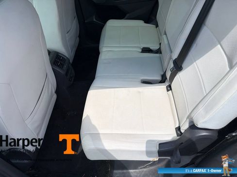 Used 2020 Volkswagen Tiguan SE w/ Panoramic Sunroof Package FWD image 10