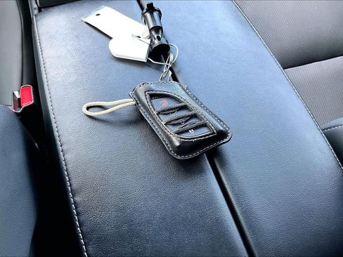 Used 2023 Lexus GX 460 Premium image 15