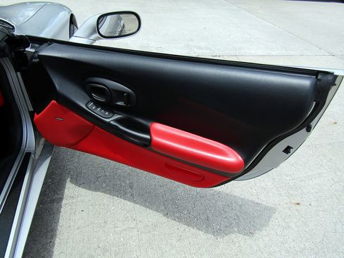 Used 2004 Chevrolet Corvette Z06 RWD image 14