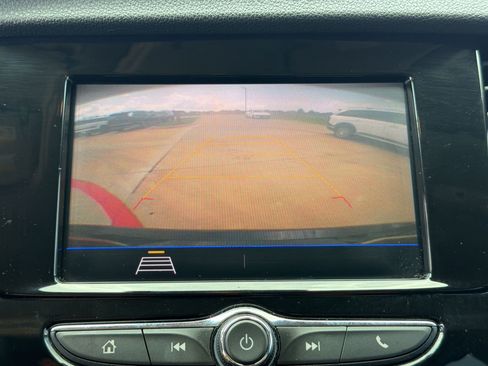 Used 2022 Buick Encore Preferred w/ Safety Package FWD image 23