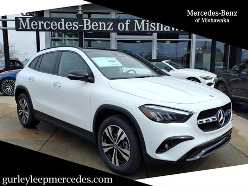 New 2026 Mercedes-Benz GLA 250 4MATIC image 1