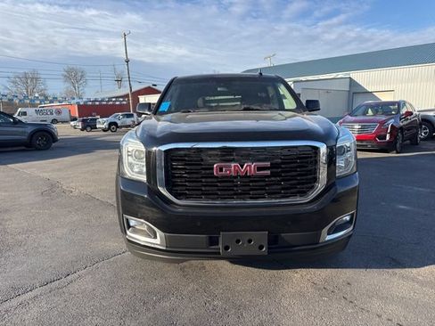 Used 2018 GMC Yukon Denali w/ Denali Ultimate Package AWD/4WD image 4