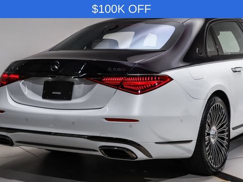 New 2025 Mercedes-Benz Maybach S 680 4MATIC image 4