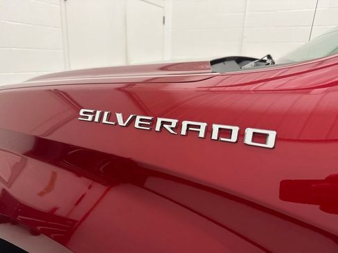 Used 2021 Chevrolet Silverado 1500 LTZ w/ LTZ Premium Package AWD/4WD image 11