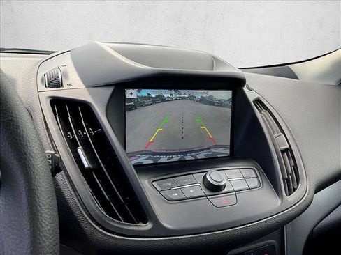 Used 2019 Ford Escape SE FWD image 22