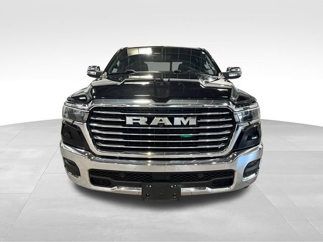 Used 2025 RAM 1500 Laramie AWD/4WD image 2