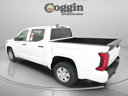 New 2026 Toyota Tundra SR image 8