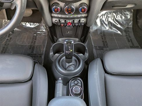 Used 2024 MINI Cooper S image 19