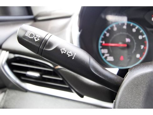 Used 2019 Chevrolet Traverse LS FWD image 21