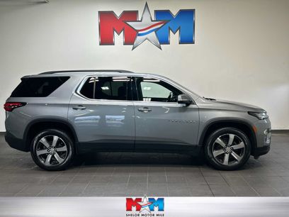 Used 2023 Chevrolet Traverse LT w/ LT Premium Package