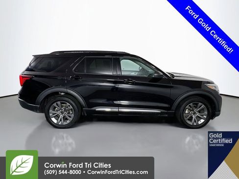 Certified 2025 Ford Explorer Active w/ Active Comfort Package image 20