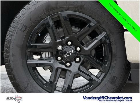 New 2026 Chevrolet Silverado 1500 High Country AWD/4WD image 9