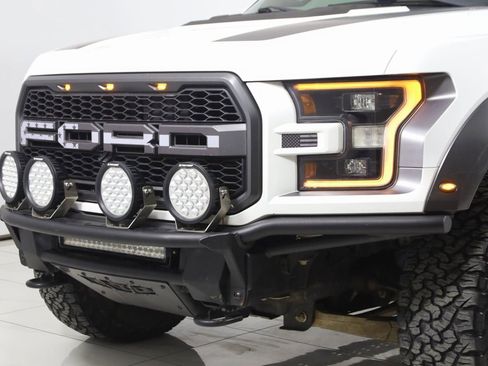 Used 2018 Ford F150 Raptor w/ Equipment Group 802A Luxury image 61