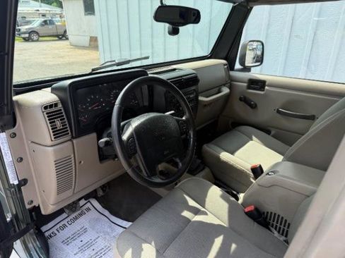 Used 2003 Jeep Wrangler Sahara AWD/4WD image 16