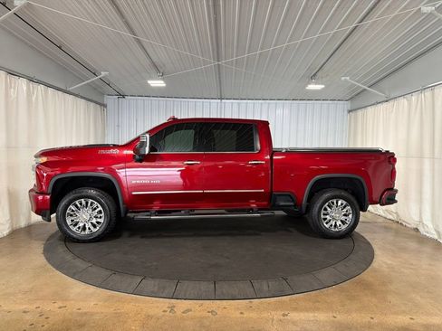 Certified 2022 Chevrolet Silverado 2500 High Country w/ Technology Package AWD/4WD image 2