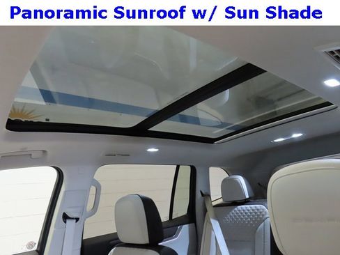 Used 2024 GMC Acadia Denali image 6