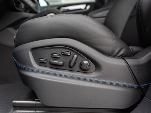 New 2026 Porsche Cayenne Turbo GT AWD/4WD image 29