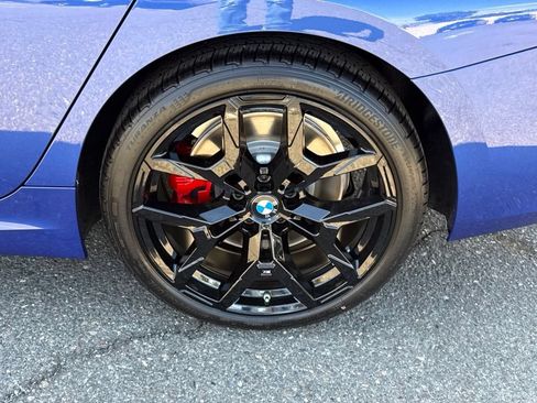 New 2026 BMW 330i Sedan w/ M Sport Package RWD image 14