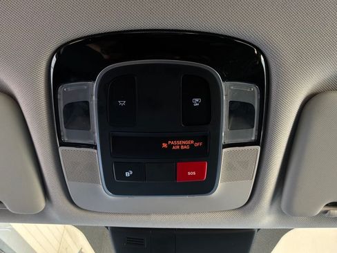 Used 2025 Hyundai Tucson SEL FWD image 19