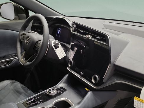 Certified 2026 Lexus RZ 350e 2WD w/ Convenience Package image 13