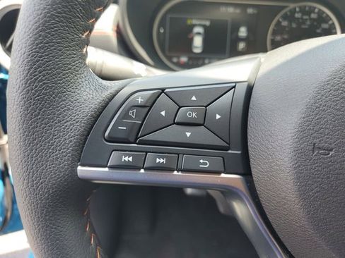 Used 2025 Nissan Versa SR w/ Trunk Package FWD image 20