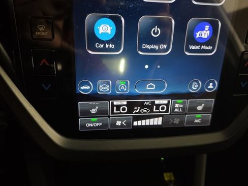 Certified 2025 Subaru Forester Premium AWD/4WD image 19