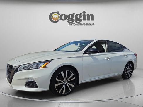 Used 2019 Nissan Altima 2.5 SR FWD image 1