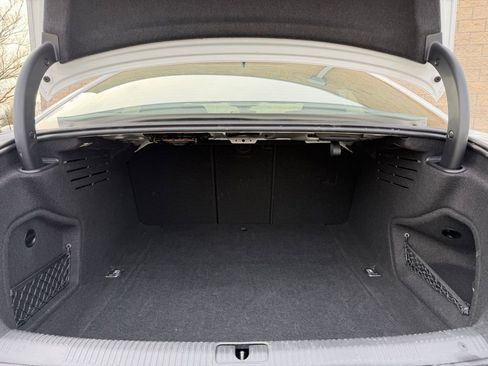 Used 2024 Audi A4 2.0T Premium Plus image 9