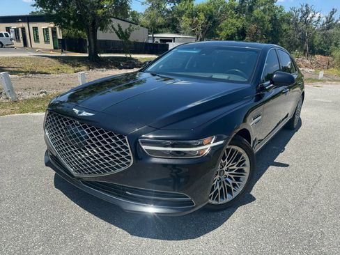 Used 2022 Genesis G90 3.3T Premium RWD image 3