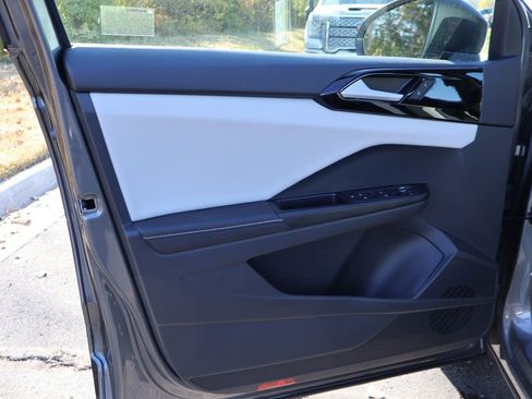 New 2026 Volkswagen Taos S image 23