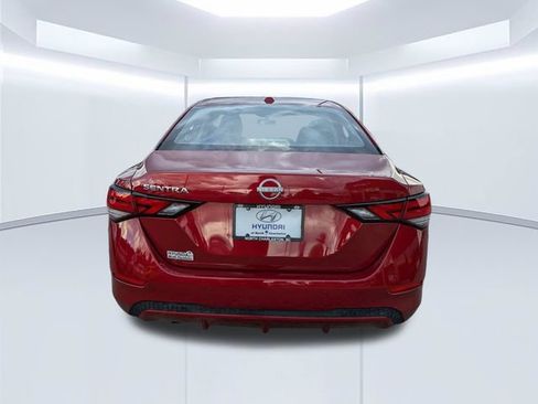Used 2025 Nissan Sentra SV FWD image 6