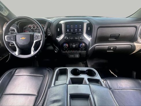 Used 2022 Chevrolet Silverado 1500 LT w/ Z71 Off-Road Package AWD/4WD image 16
